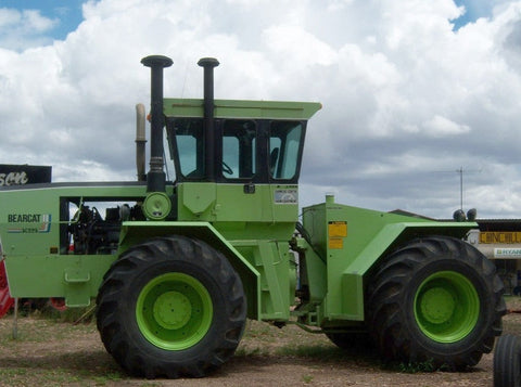 Case IH PT Series Bearcat Cougar Panther Tractor Official Operator's Manual