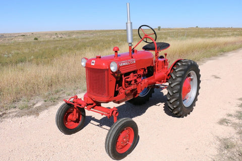 Case IH McCormick Deering Farmall Cub Tractors Official Operator's Manual