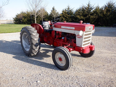 Case IH 340 Tractor Official Operator's Manual