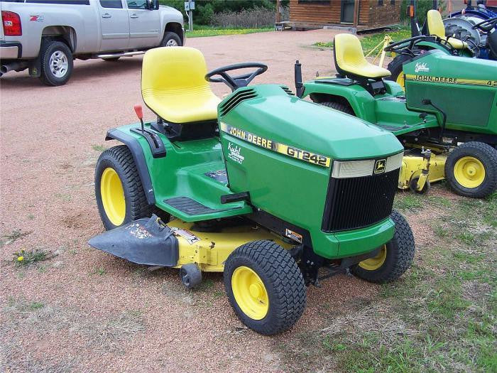 John Deere GT242 GT262 & GT275 Lawn & Garden Tractors Official Worksho ...